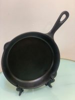 Plate with handle - DH Item 0126
